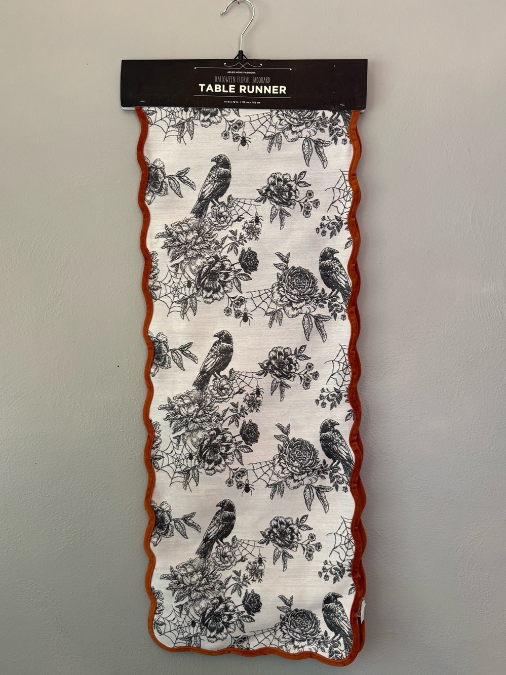 Bird & Floral Table Runner in White with Rust Scalloped Edge
